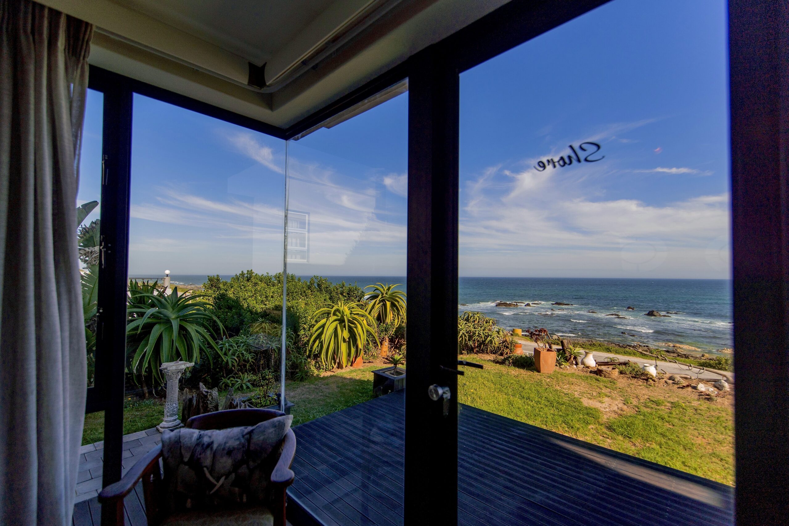 Ein stilvolles Gästehaus mit Gartenanlage in Port Elizabeth, Südafrika.